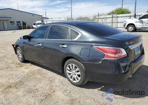 2015 Nissan Altima 2.5 из США, поврежденный, VIN 1N4AL3AP8FC159418